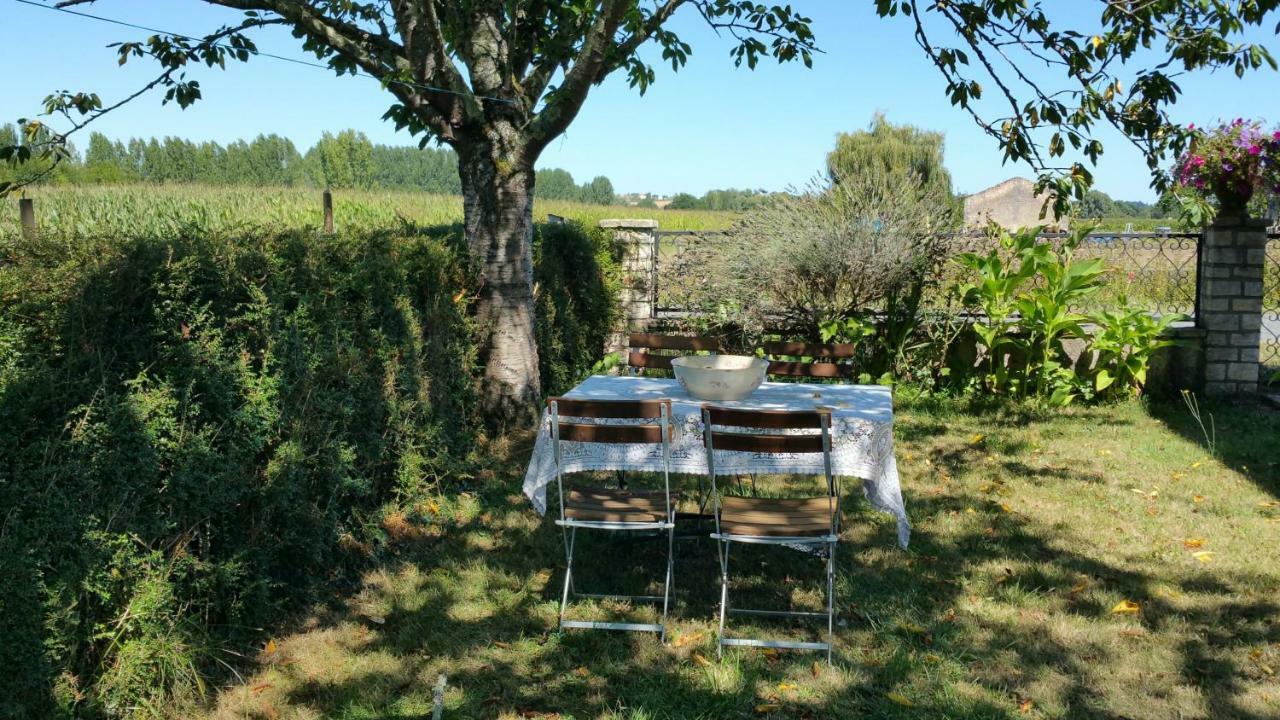 B&B Le Savoir Vivre Bonnes  Zewnętrze zdjęcie