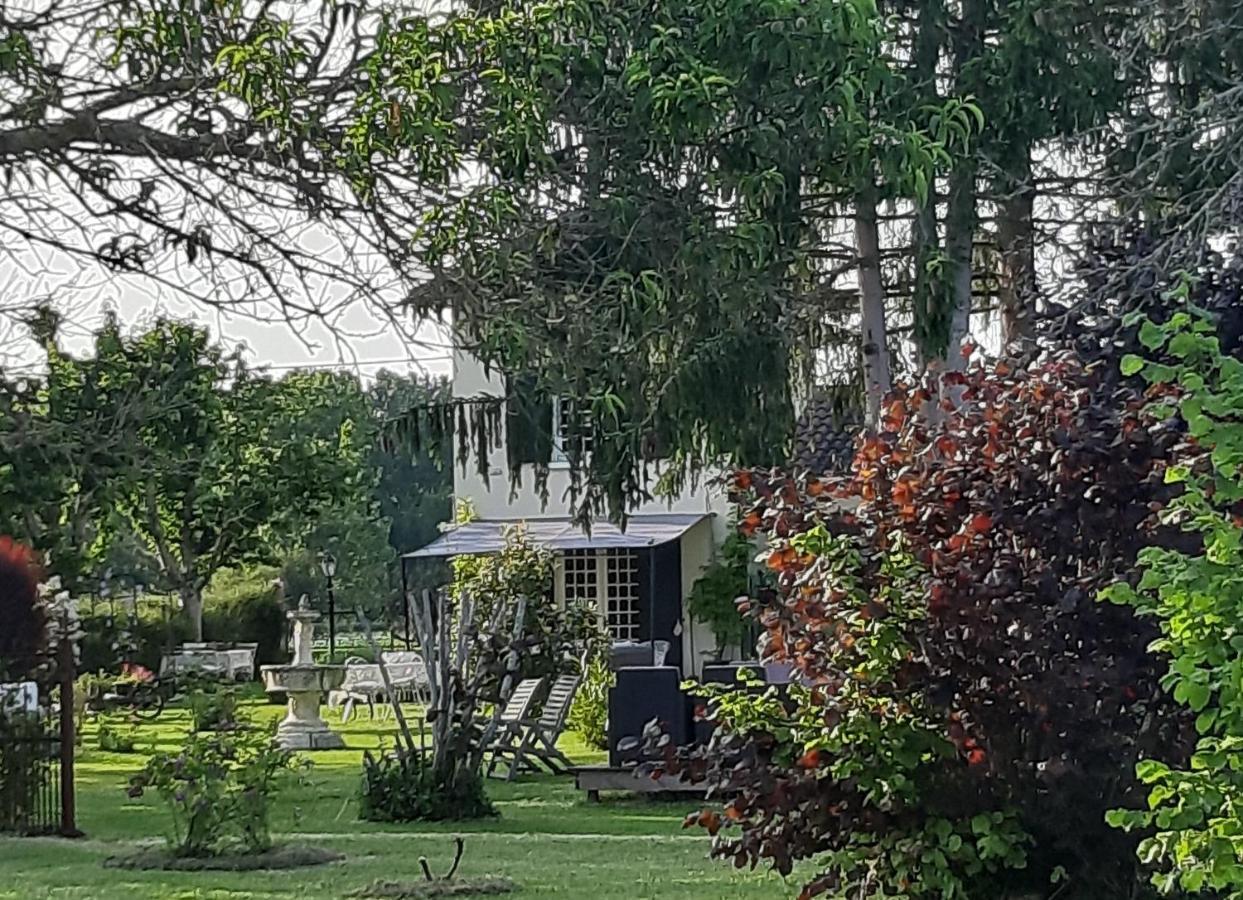 B&B Le Savoir Vivre Bonnes  Zewnętrze zdjęcie